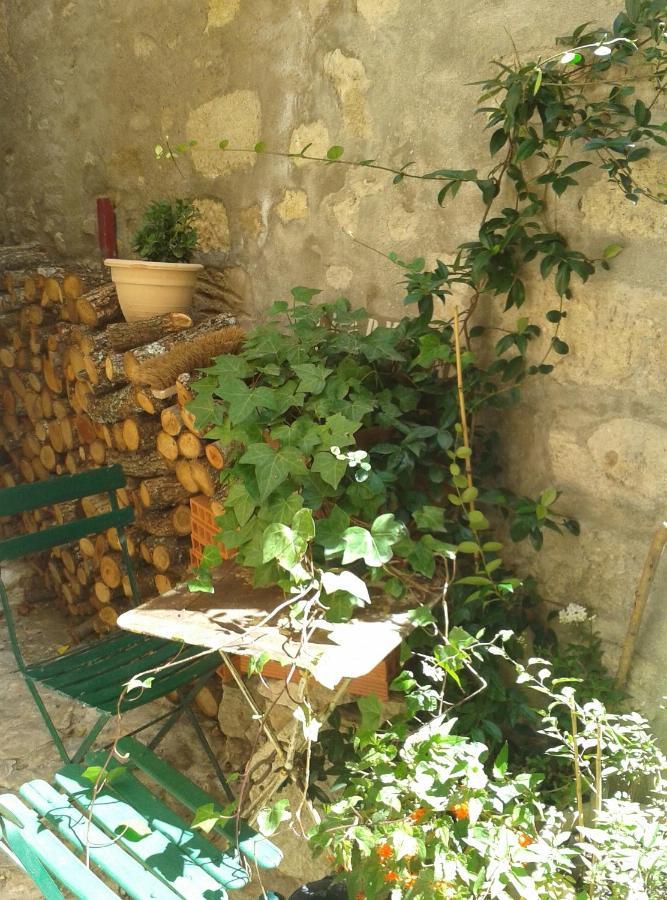Bed and Breakfast A L'Etape Des Randonneurs (Adults Only) Сеньон Екстер'єр фото