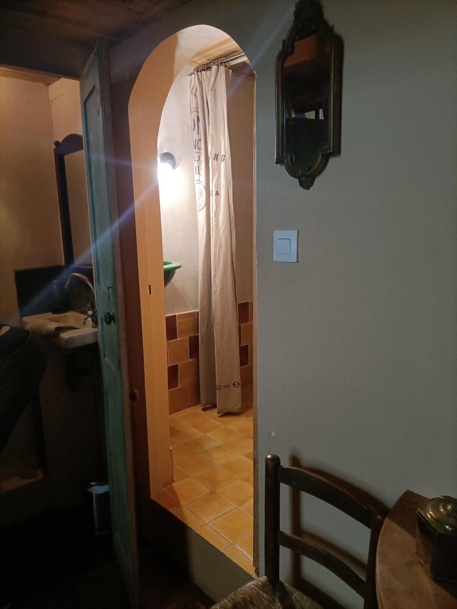 Bed and Breakfast A L'Etape Des Randonneurs (Adults Only) Сеньон Екстер'єр фото